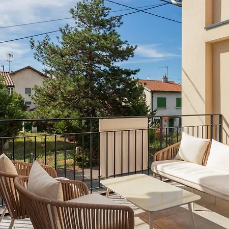 Zest Terracotta Villeurbanne شقة بْرو