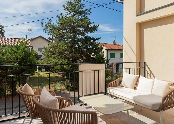 Zest Terracotta Villeurbanne شقة بْرو